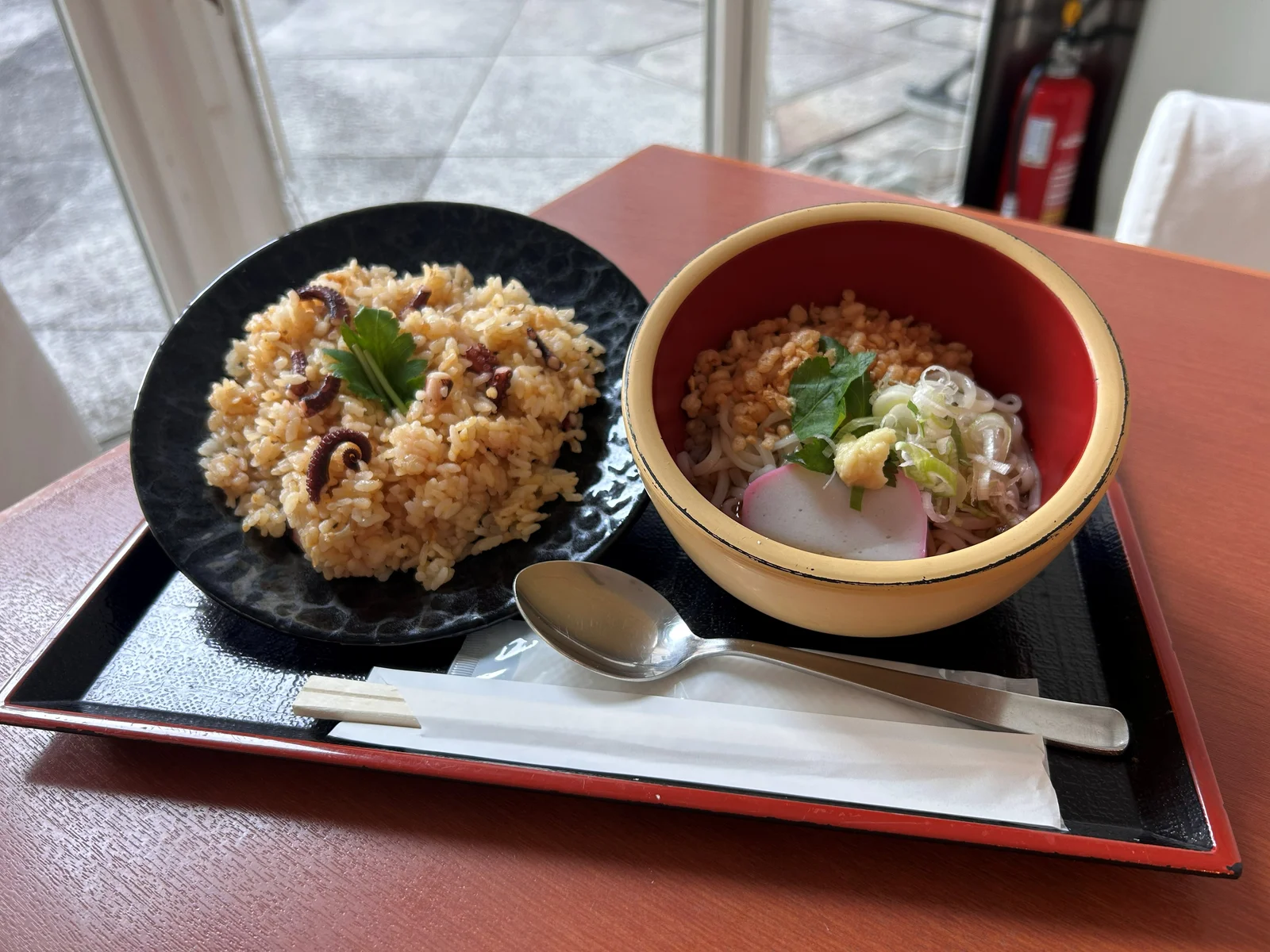 ボリュームもしっかりあって、おいしくいただきました。